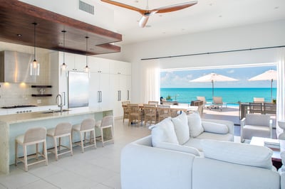 Luxury Villa Photo #13