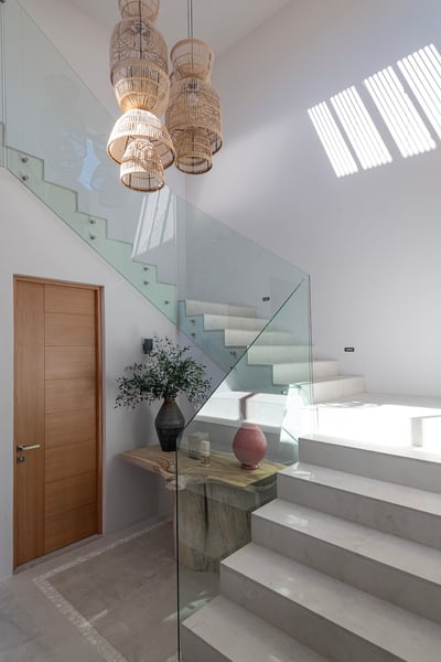 Luxury Villa Photo #17