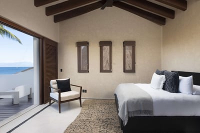 Luxury Villa Photo #20