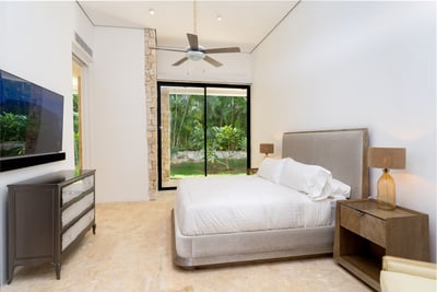 Luxury Villa Photo #41