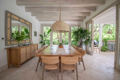 Luxury Villa Photo #14