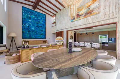 Luxury Villa Photo #21