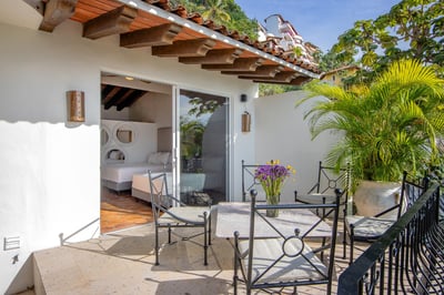 Luxury Villa Photo #33