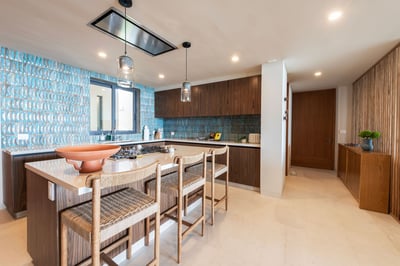 Luxury Villa Photo #18