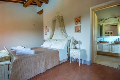 Luxury Villa Photo #21