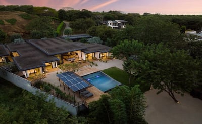 Luxury Villa Photo #32