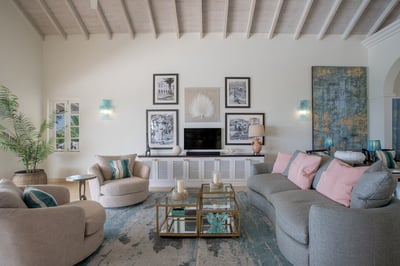 Luxury Villa Photo #12