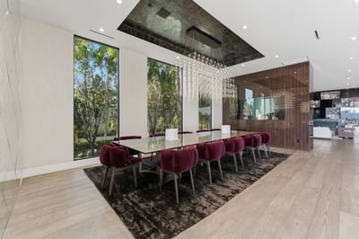 Luxury Villa Photo #17