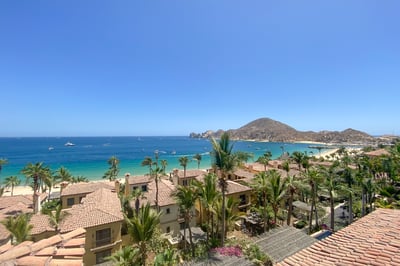 Luxury Villa Photo #33