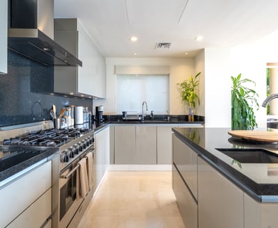 Luxury Villa Photo #14