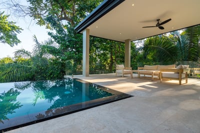 Luxury Villa Photo #5