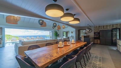 Kitchen & Dining Area