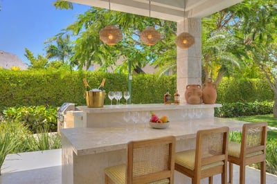Villa Londali – Brand New Estate 10 Bedrooms