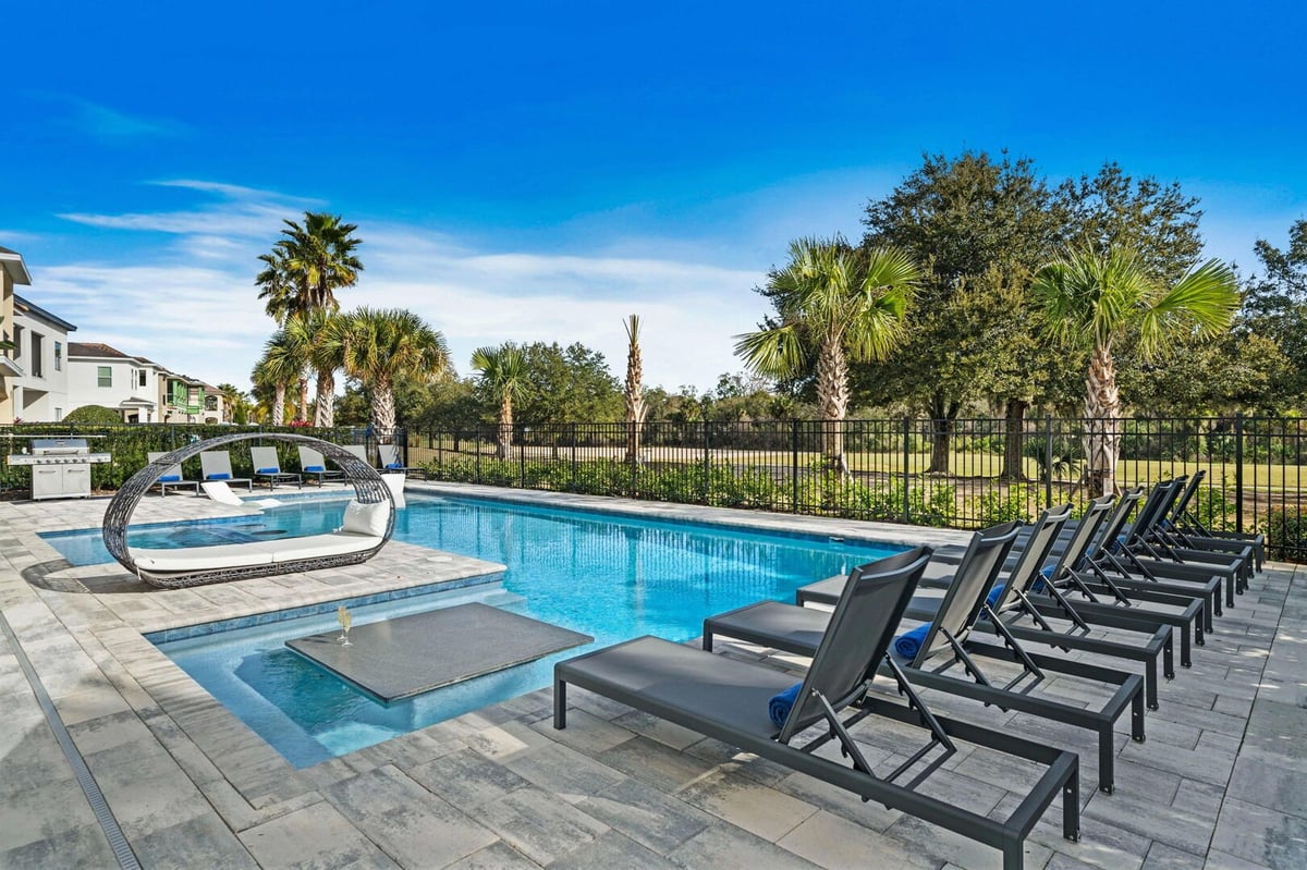 Paradise Palisade Estate