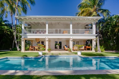 Luxury Villa Photo #2