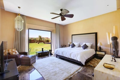 Luxury Villa Photo #10