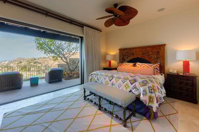 Luxury Villa Photo #30