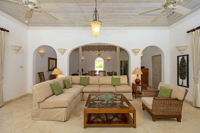 Luxury Villa Photo #9