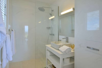 Luxury Villa Photo #22