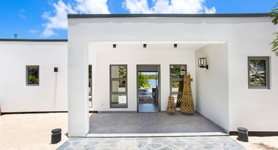 Luxury Villa Photo #9