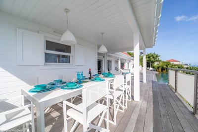 Living & Dining Area