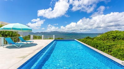 Luxury Villa Photo #4