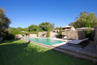 Luxury Villa Photo #2