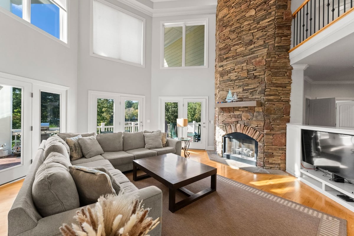 The Lookout Lakehouse