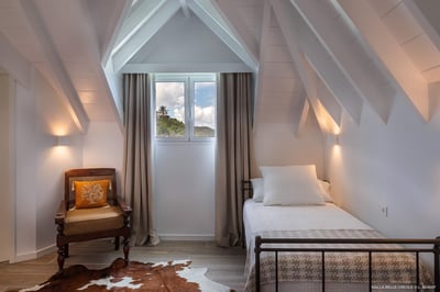 Luxury Villa Photo #37