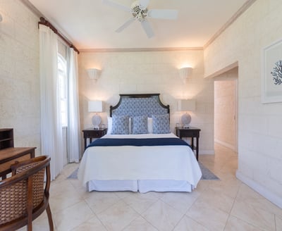 Luxury Villa Photo #31