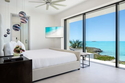 Luxury Villa Photo #16