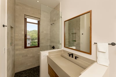 Luxury Villa Photo #18
