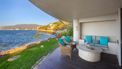 Luxury Villa Photo #46