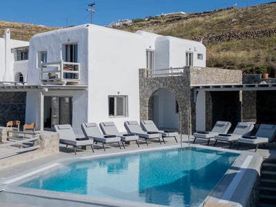 Luxury Villa Photo #10