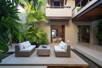 Luxury Villa Photo #36