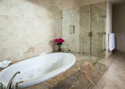 Luxury Villa Photo #22