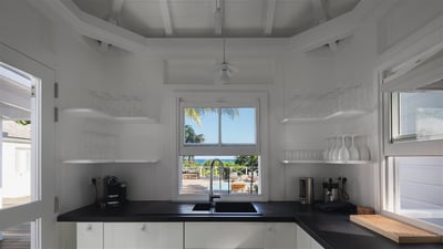 Kitchen & Dining Area