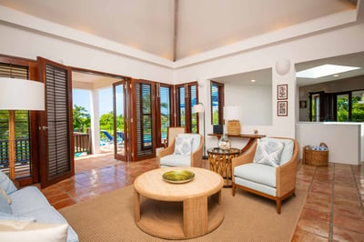 Luxury Villa Photo #9