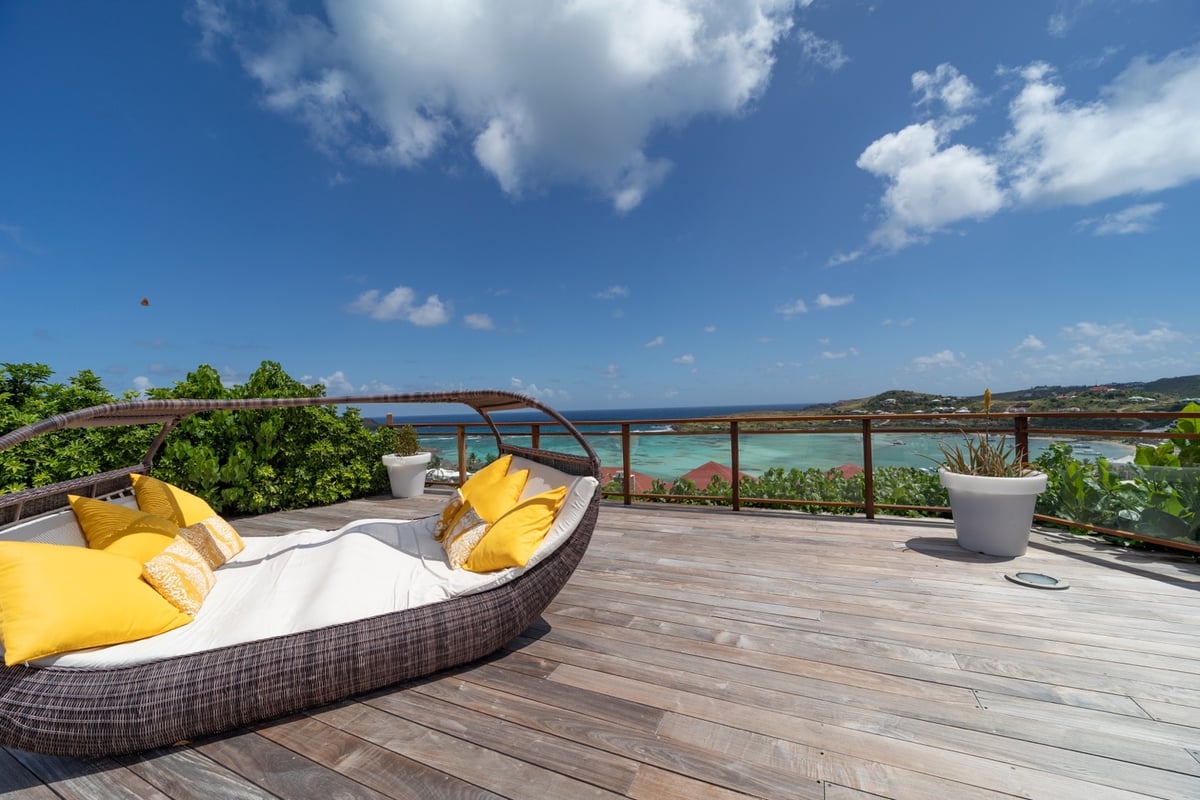 Outdoors - Image 9