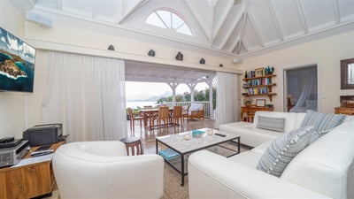 Luxury Villa Photo #28