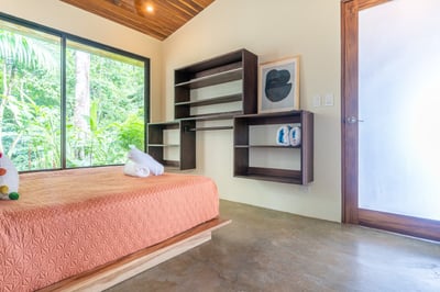 Luxury Villa Photo #50