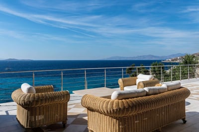 Luxury Villa Photo #8