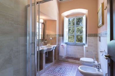 Luxury Villa Photo #47