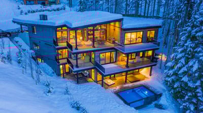 Luxury Villa Photo #3