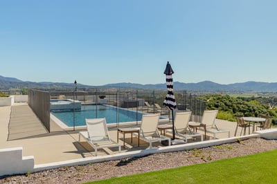 Luxury Villa Photo #5