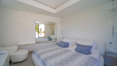 Luxury Villa Photo #54