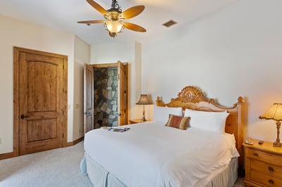 Apex Lodge South Side King Suite 4 Main Level
