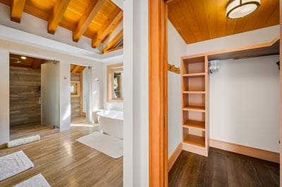 Luxury Villa Photo #34