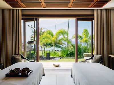 Luxury Villa Photo #36