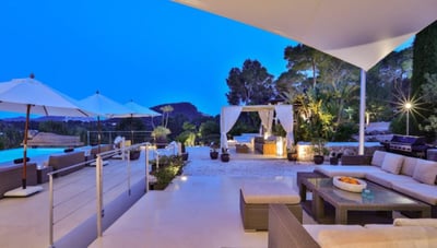 Luxury Villa Photo #8